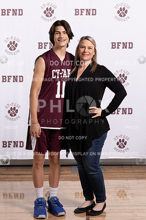 FB 11 MOM