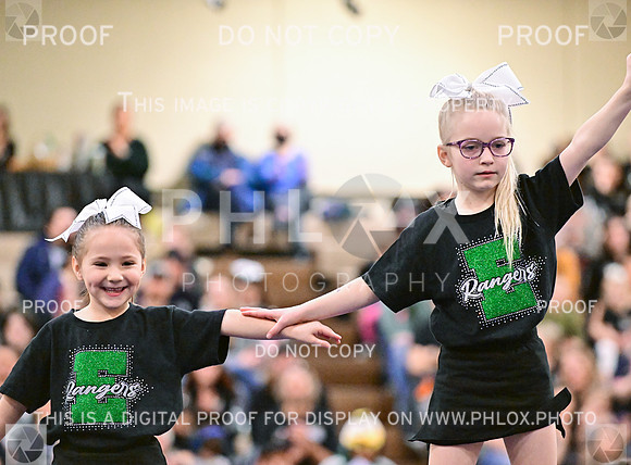 EstacadaYouthRecCheerSmall (30 of 37)