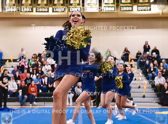 HoodRiverValleySmallVarsity (1 of 27)