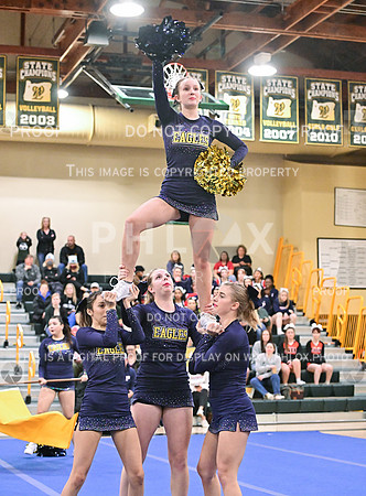 HoodRiverValleySmallVarsity (18 of 27)