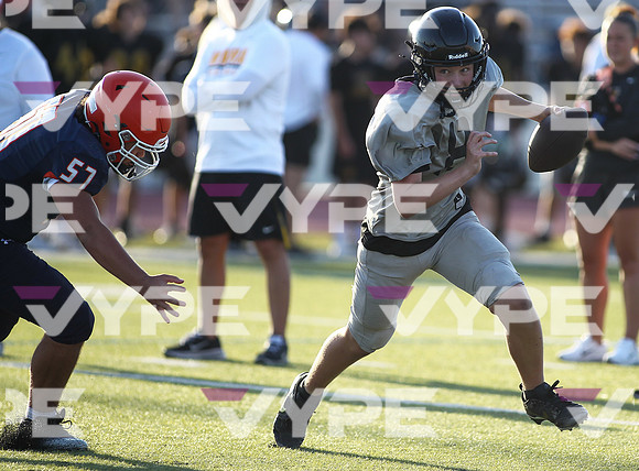 Dawgs football (JV) (10 of 95)