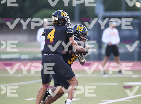 Dawgs football (Varsity) (158)