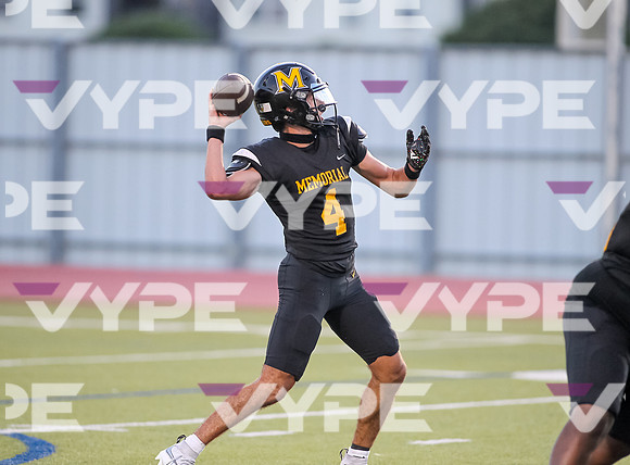 Dawgs football (Varsity) (159)