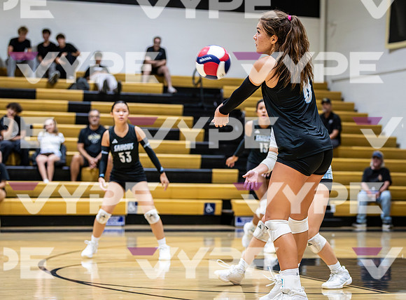 Oak Park vs Saugus Girls Varsity High School Volleyball-0034