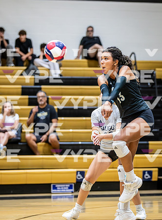 Oak Park vs Saugus Girls Varsity High School Volleyball-0044