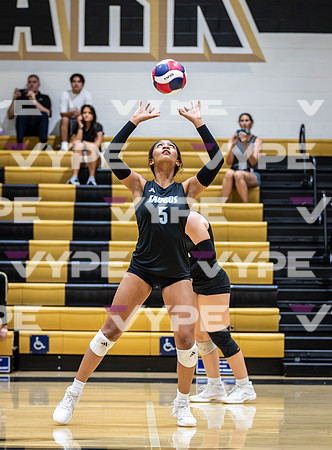Oak Park vs Saugus Girls Varsity High School Volleyball-0018