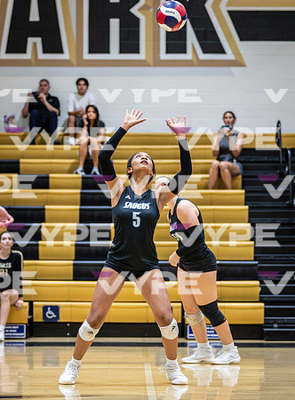 Oak Park vs Saugus Girls Varsity High School Volleyball-0017