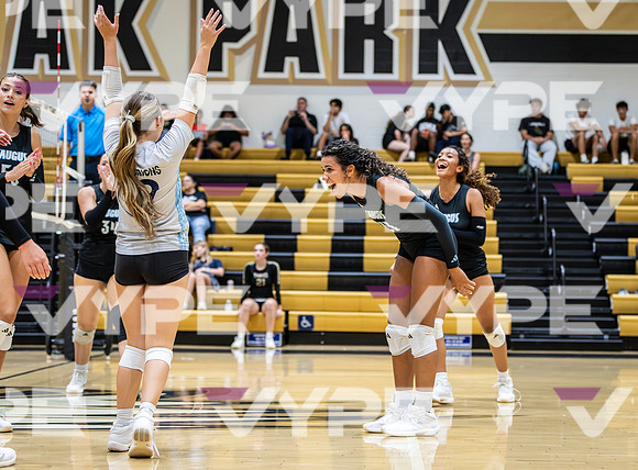 Oak Park vs Saugus Girls Varsity High School Volleyball-0042