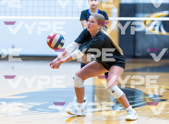 JMR-VBALL-JV-JJPEARCEatPESH-09082026-sm-8