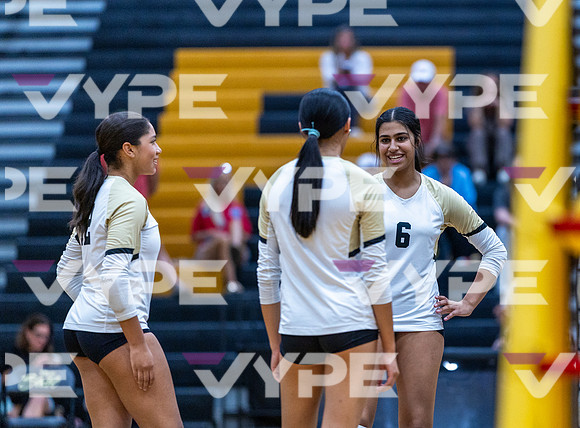 JMR-VBALL-JV-JJPEARCEatPESH-09082026-sm-48