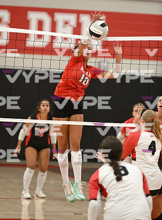 20260914_Lingle Ramay volleyball_055