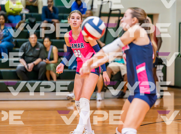 261013 Lamar vs Stratford volleyball00233